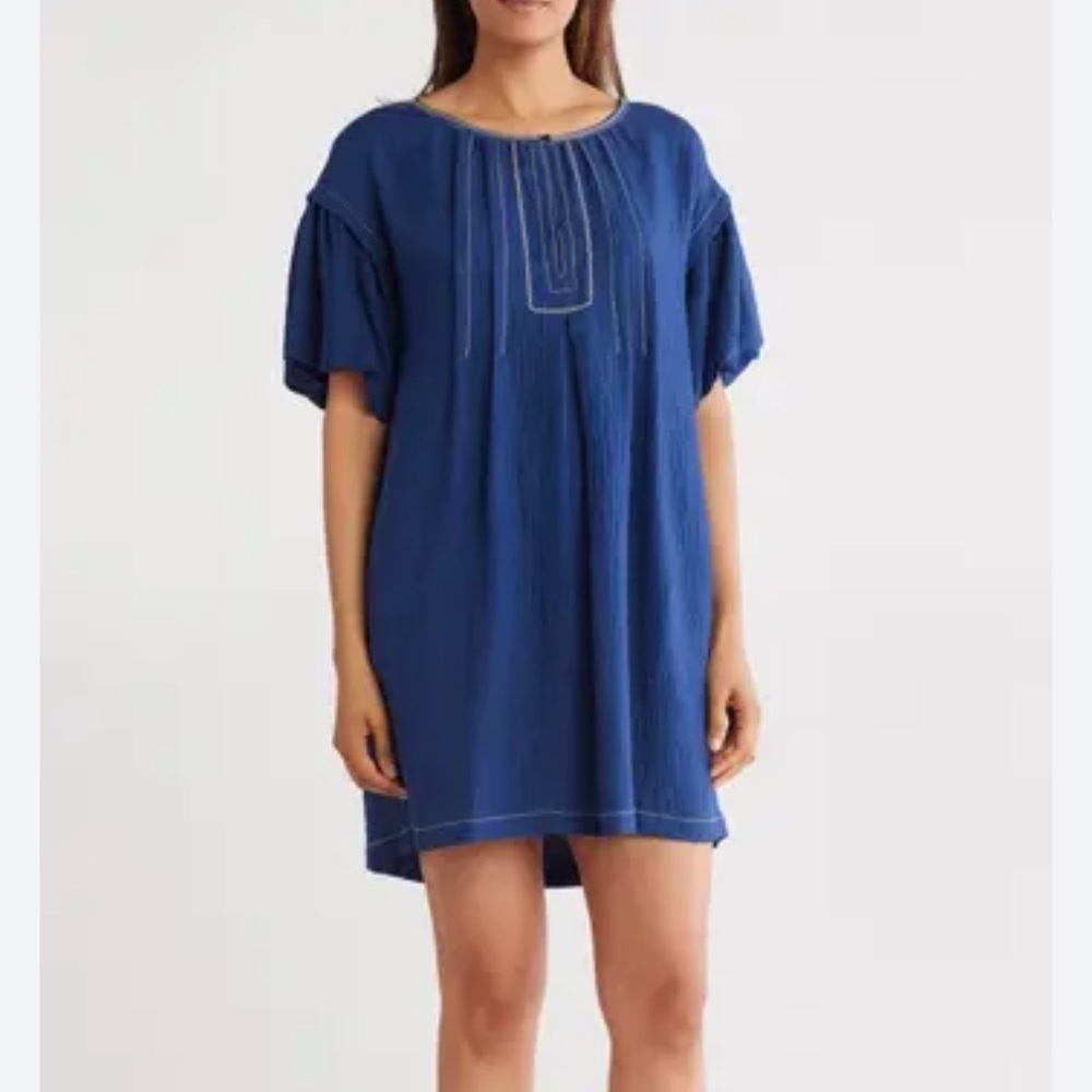 Max Studio Deep Blue dress with Light Stitching. IT HAS POCKETS!